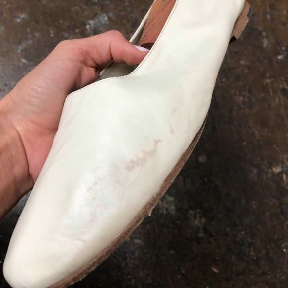 Vince Off White Slip on Flats - Picture 3 of 4